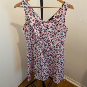 Cute floral Forever 21 dress